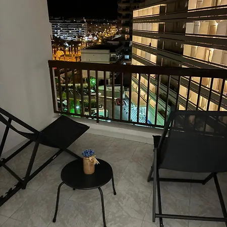 Cristianos Playa Y Piscina * Лос Кристианос